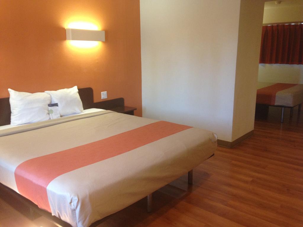 Motel 6 Gardena Rum bild